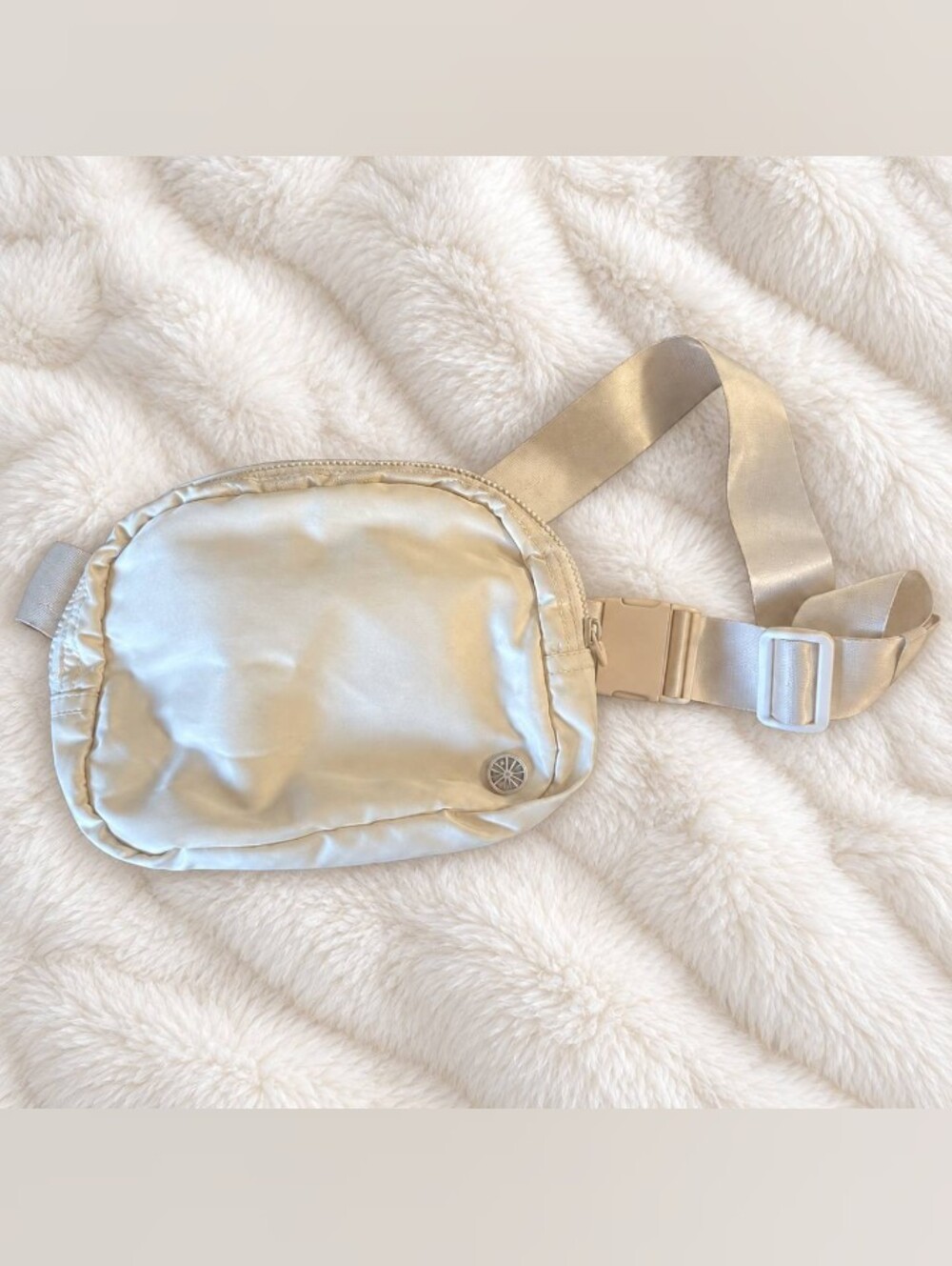 GAIAM Cream Satin Crossbody Belt Bag